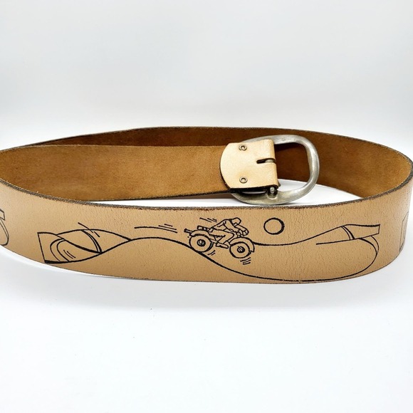 Tan Imported Deep Buff Split Cowhide Large Buckle Belt Size SM 30-32 Unbranded - Picture 3 of 5